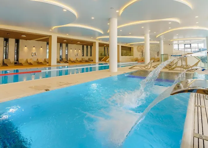 Aqua Polanki Robi